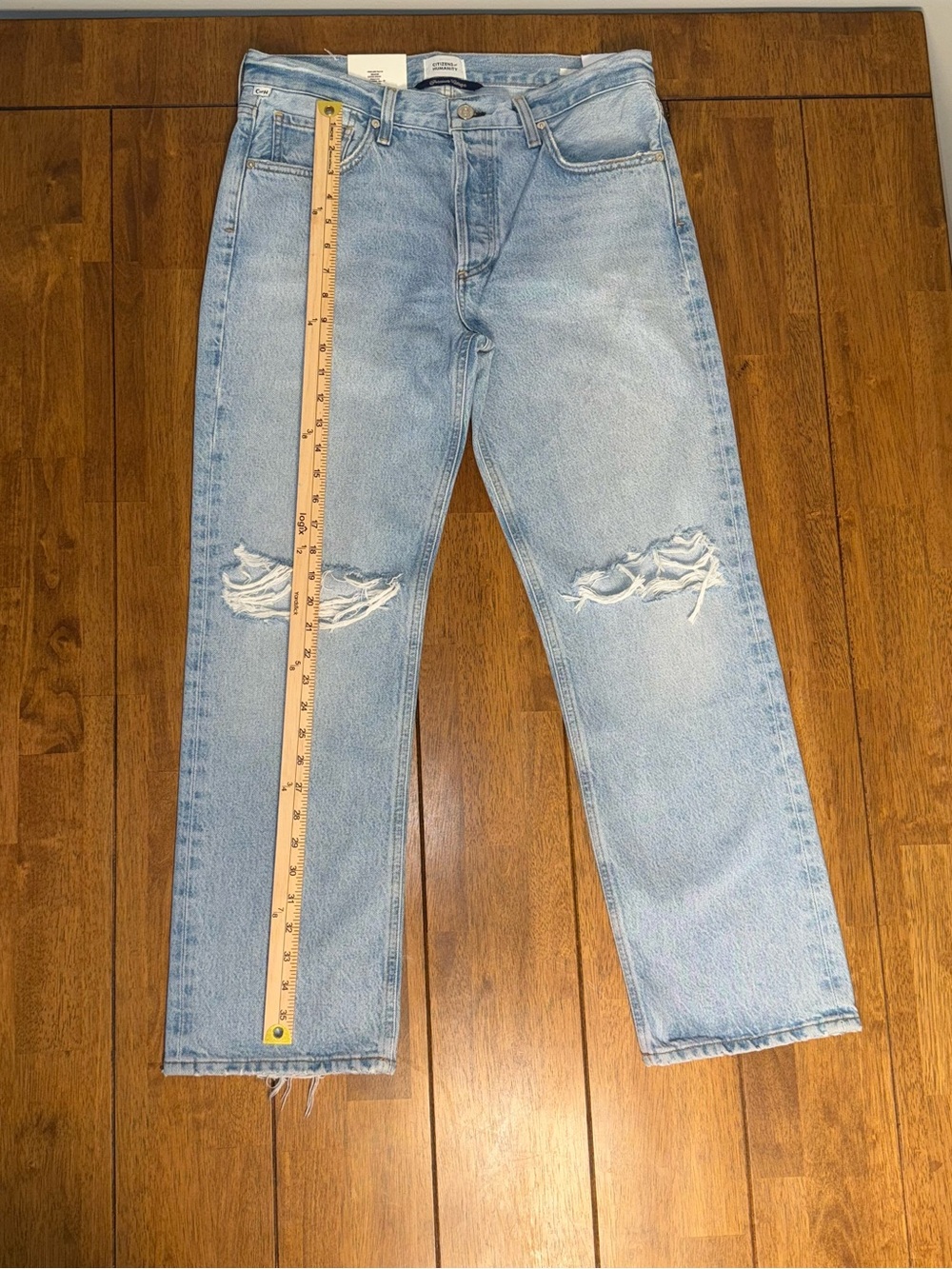 Citizen of Humanity Neve low slung relaxed straight jeans.
